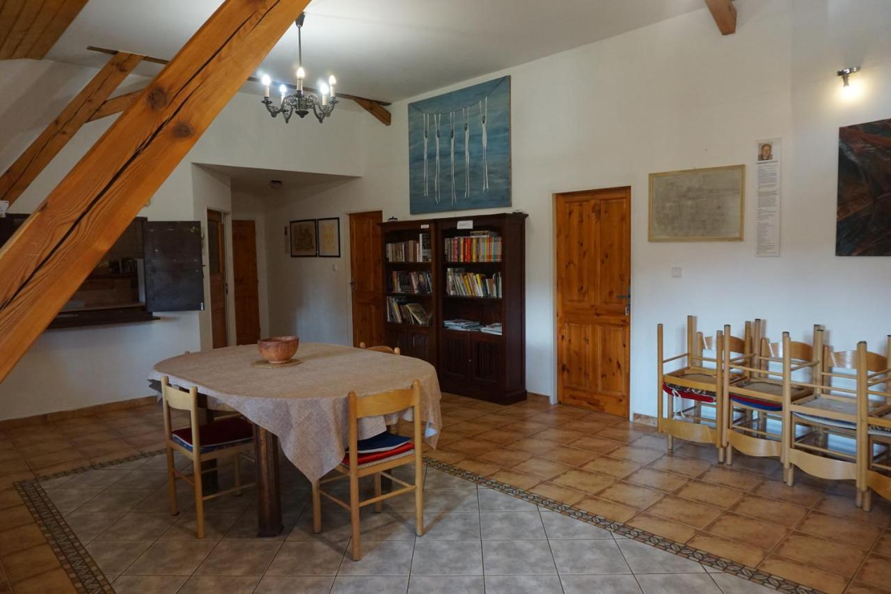 Mlyn-Osvracin Appartement Buitenkant foto